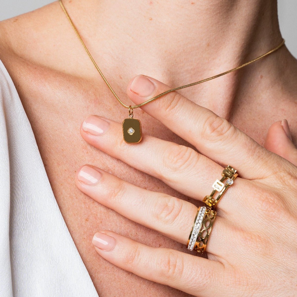 Shine Pendant Necklace in 18k Gold Finish
