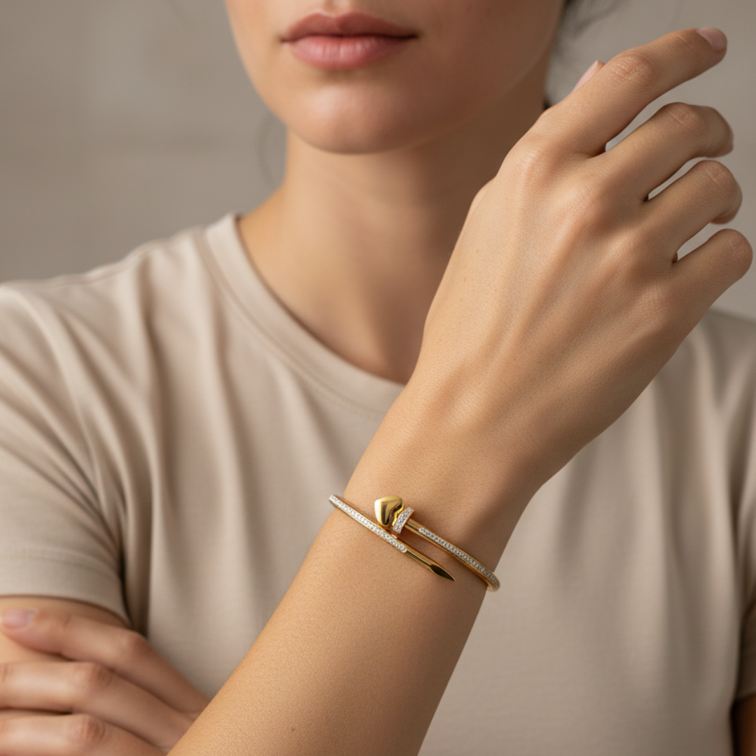 Nail Heart Zircon Bracelet in 18k Gold Finish