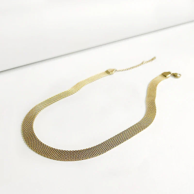Metallic Mesh Choker – 18k Gold Finish