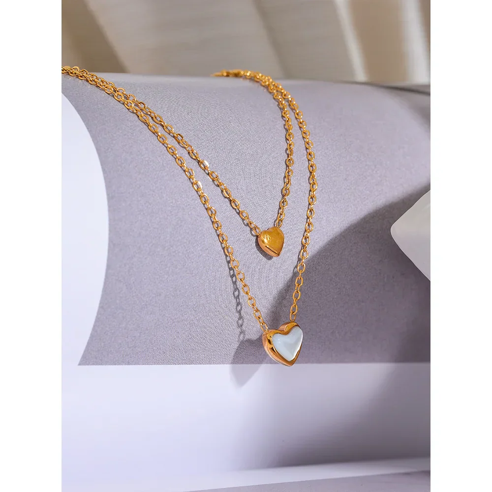 Double Heart Pendant Necklace – 18k Gold Finish