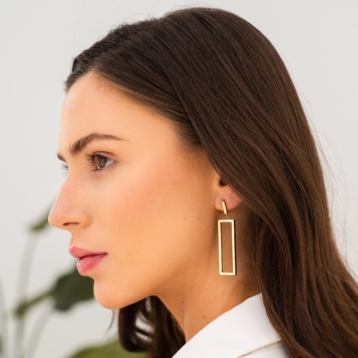 Diana Rectangular Earrings – 18k Gold Finish