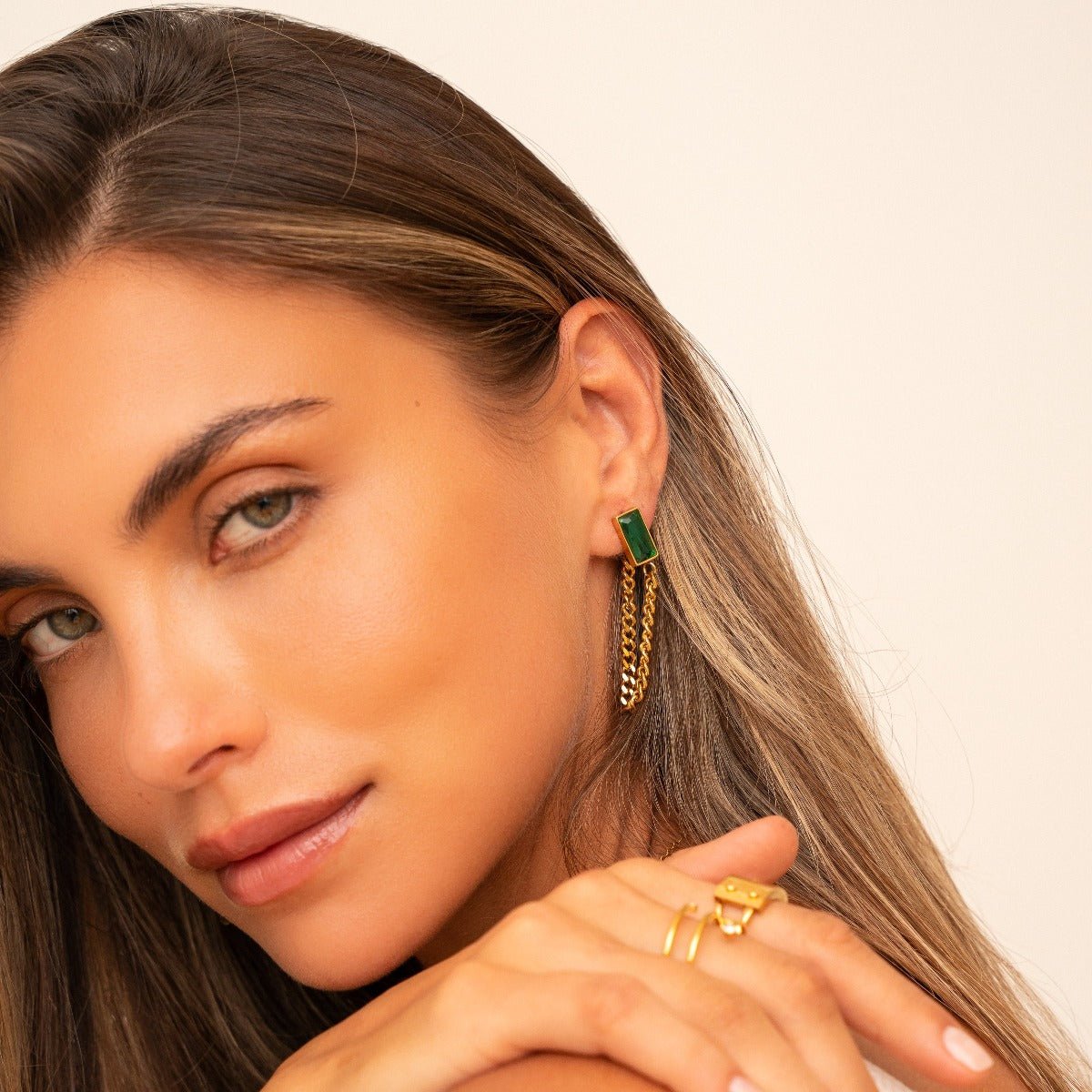 Elisabeth Chain Earrings with Emerald Zirconia – 18k Gold Finish