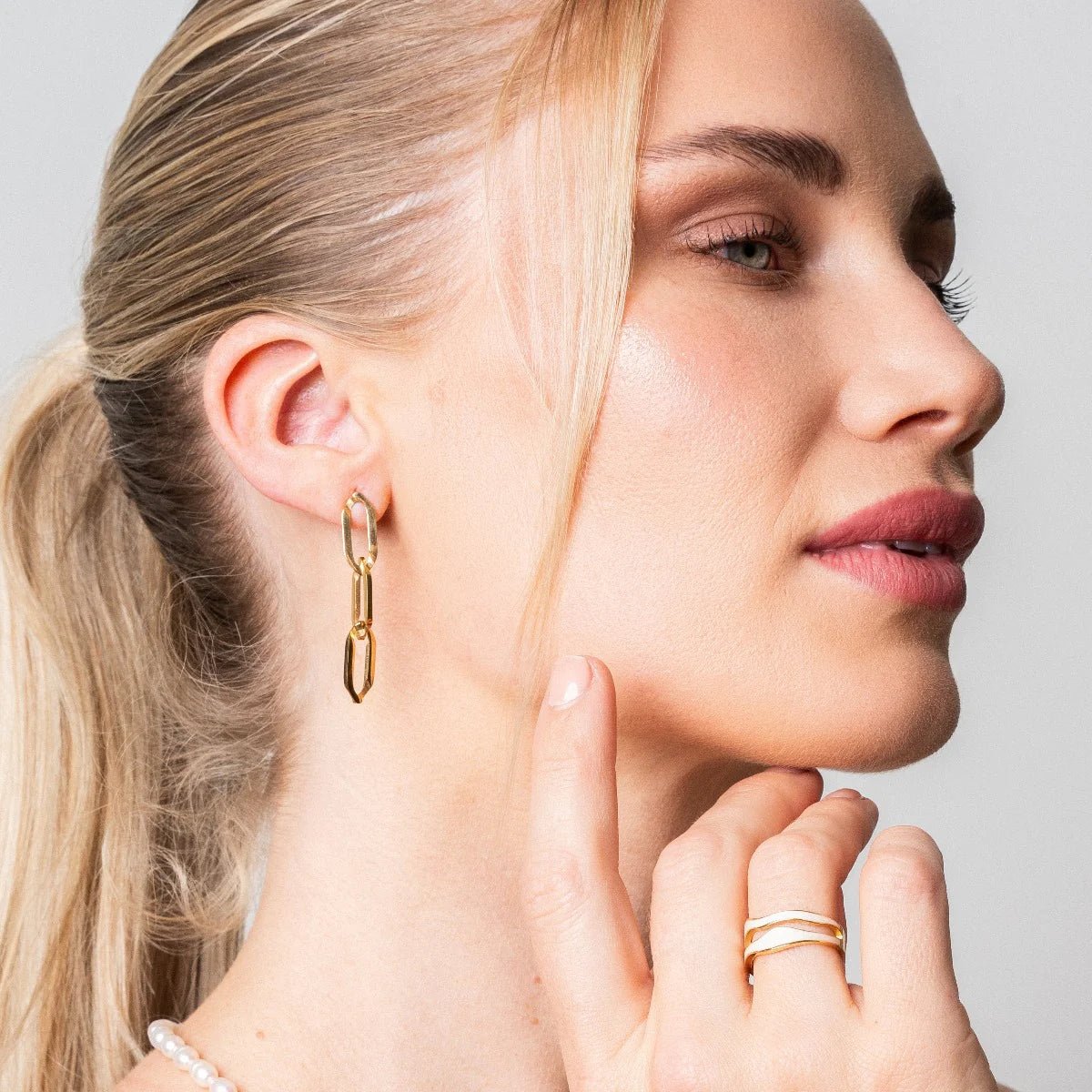 Gold Link Drop Earrings – 18k Gold Finish