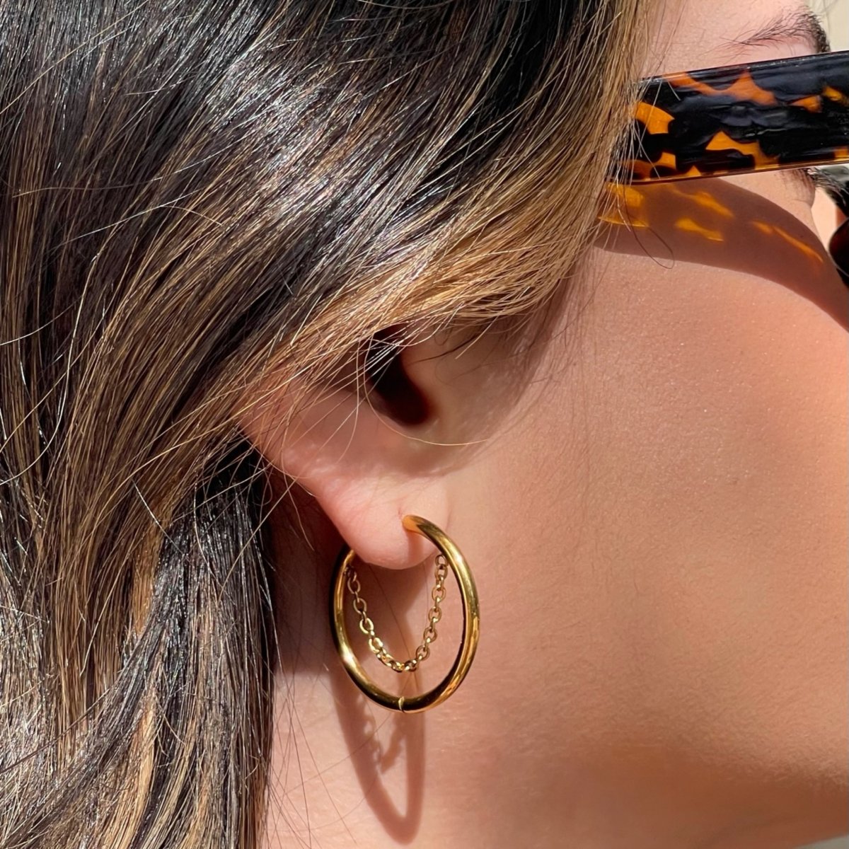 Comet Hoop Earrings – 18k Gold Finish
