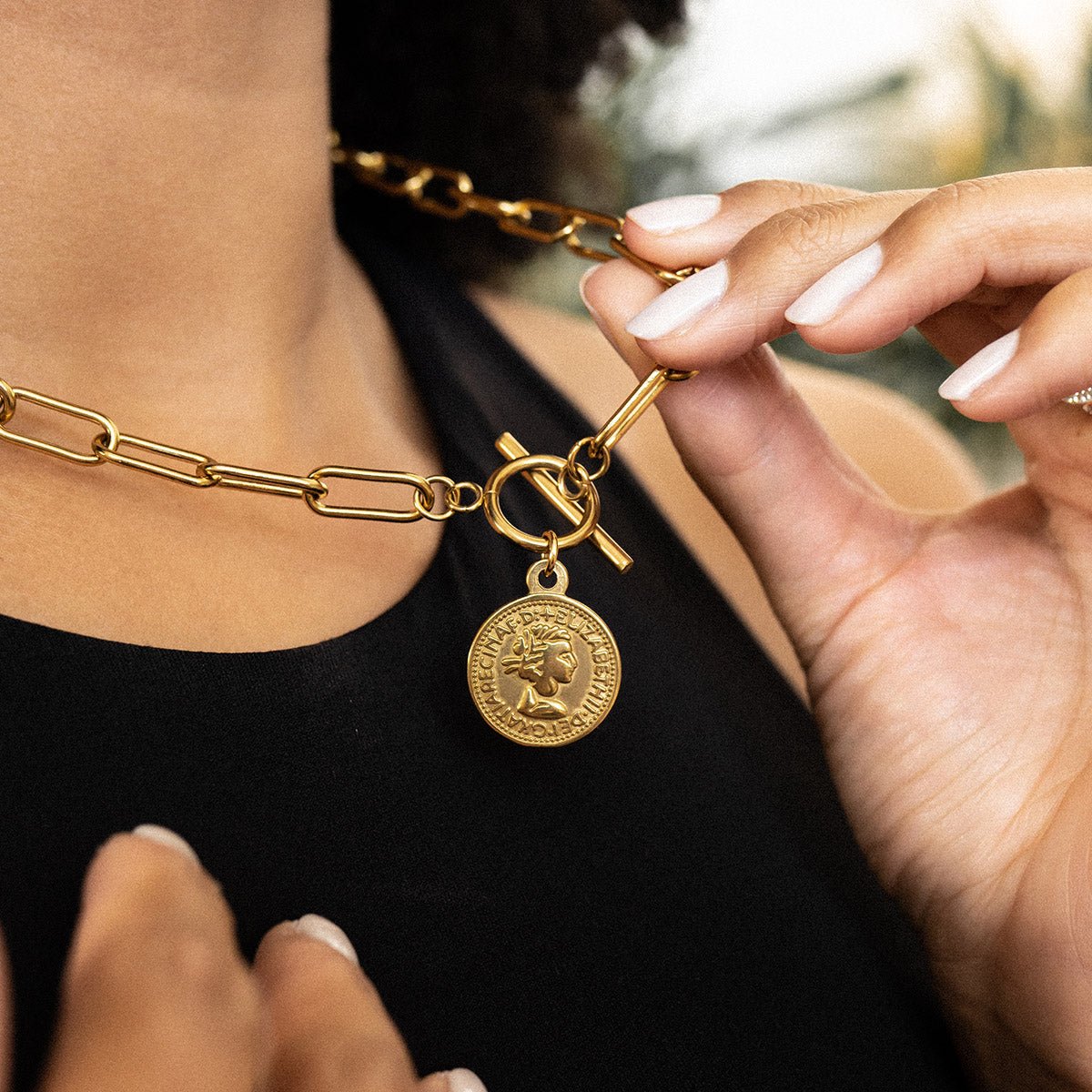 New York Cents Necklace – 18k Gold Finish