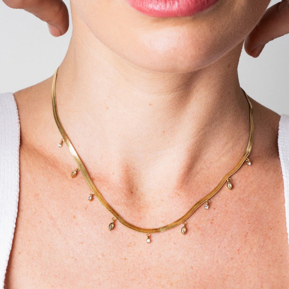 Crystal Mesh Necklace – 18k Gold Finish